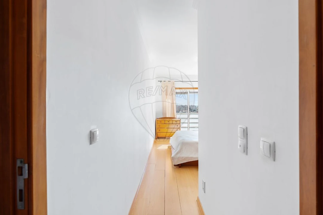 Apartamento T2 para Venda em Santo Antonio da Charneca Foto 12