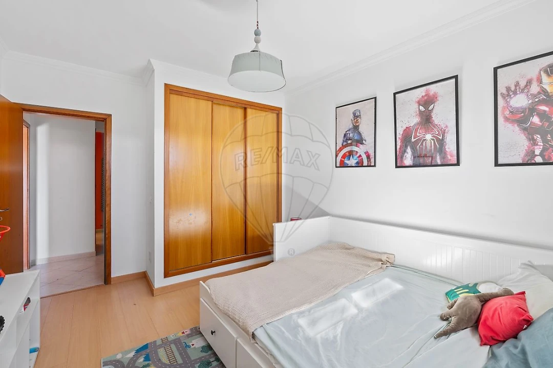 Apartamento T2 para Venda em Santo Antonio da Charneca Foto 11