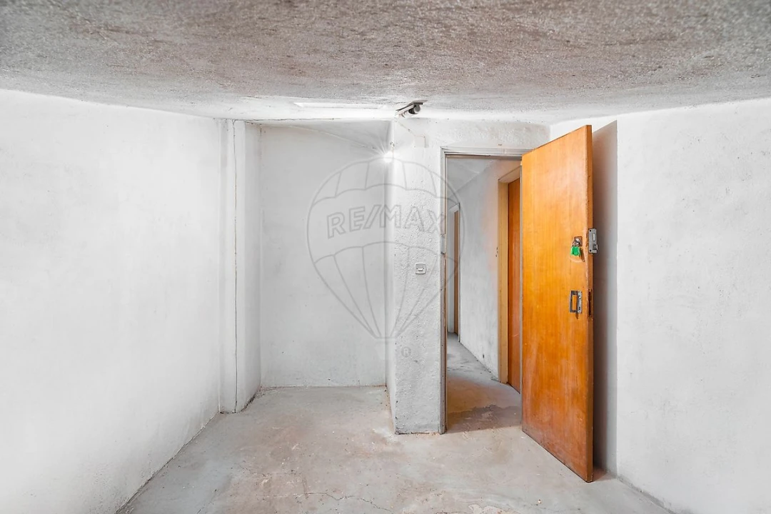 Apartamento T2 para Venda em Odivelas Foto 16