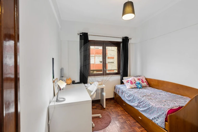 Apartamento T2 para Venda em Odivelas Foto 14