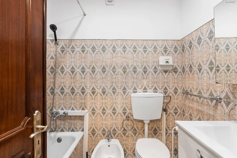 Apartamento T2 para Venda em Odivelas Foto 13