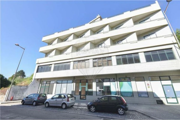 Escritório para Arrendamento em Mafamude e Vilar do Paraíso Foto 1