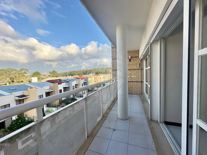 Apartamento T2 para Venda em Santa Maria de Lamas Foto 13