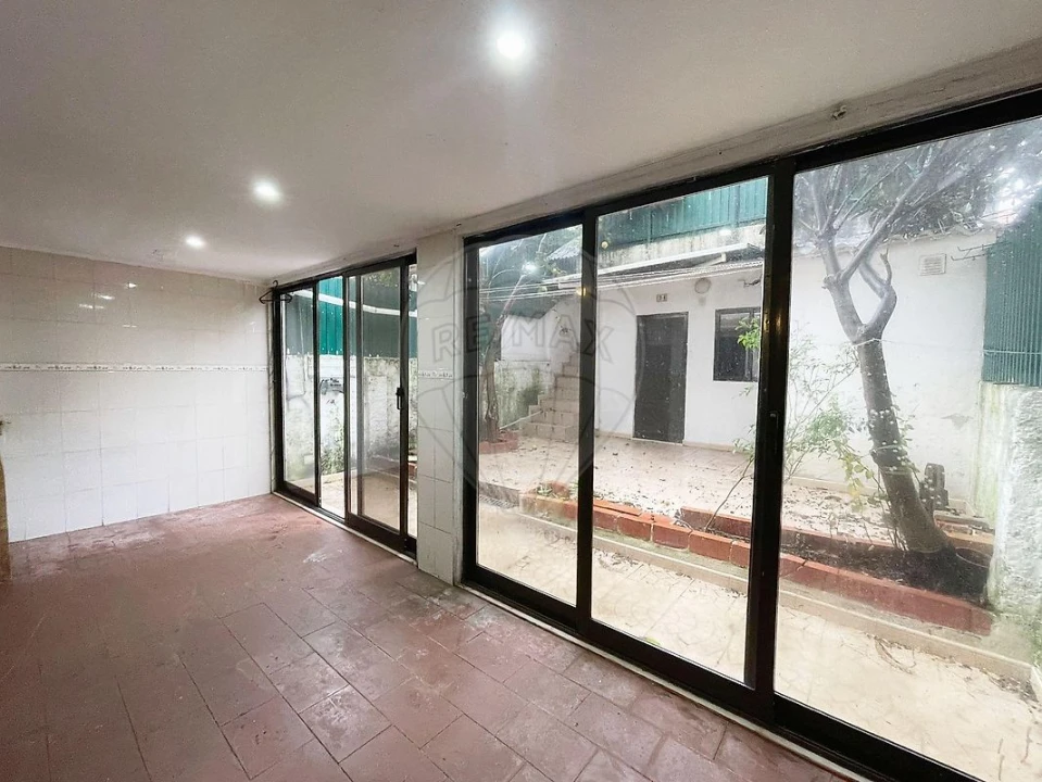 Apartamento T1 para Venda em Falagueira-Venda Nova Foto 13