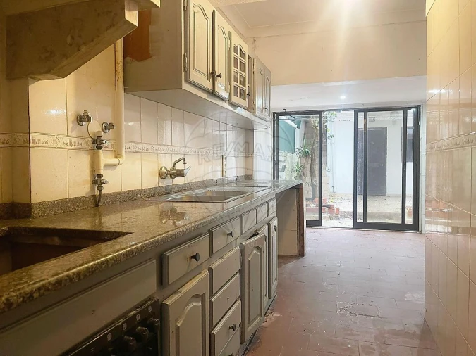 Apartamento T1 para Venda em Falagueira-Venda Nova Foto 6