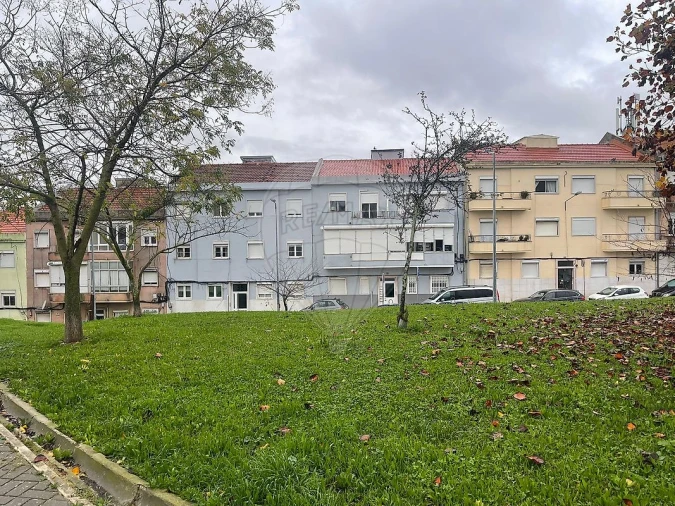 Apartamento T1 para Venda em Falagueira-Venda Nova Foto 30