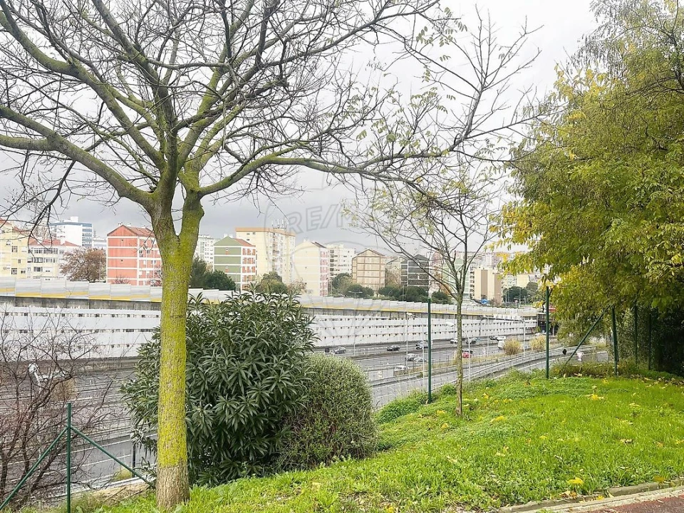 Apartamento T1 para Venda em Falagueira-Venda Nova Foto 28