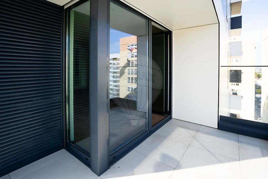 Apartamento T2 para Arrendamento em Moscavide e Portela Foto 12