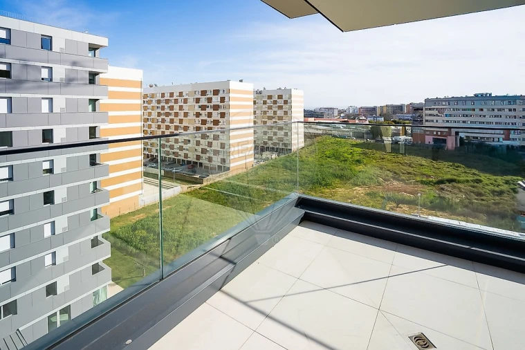 Apartamento T2 para Arrendamento em Moscavide e Portela Foto 10