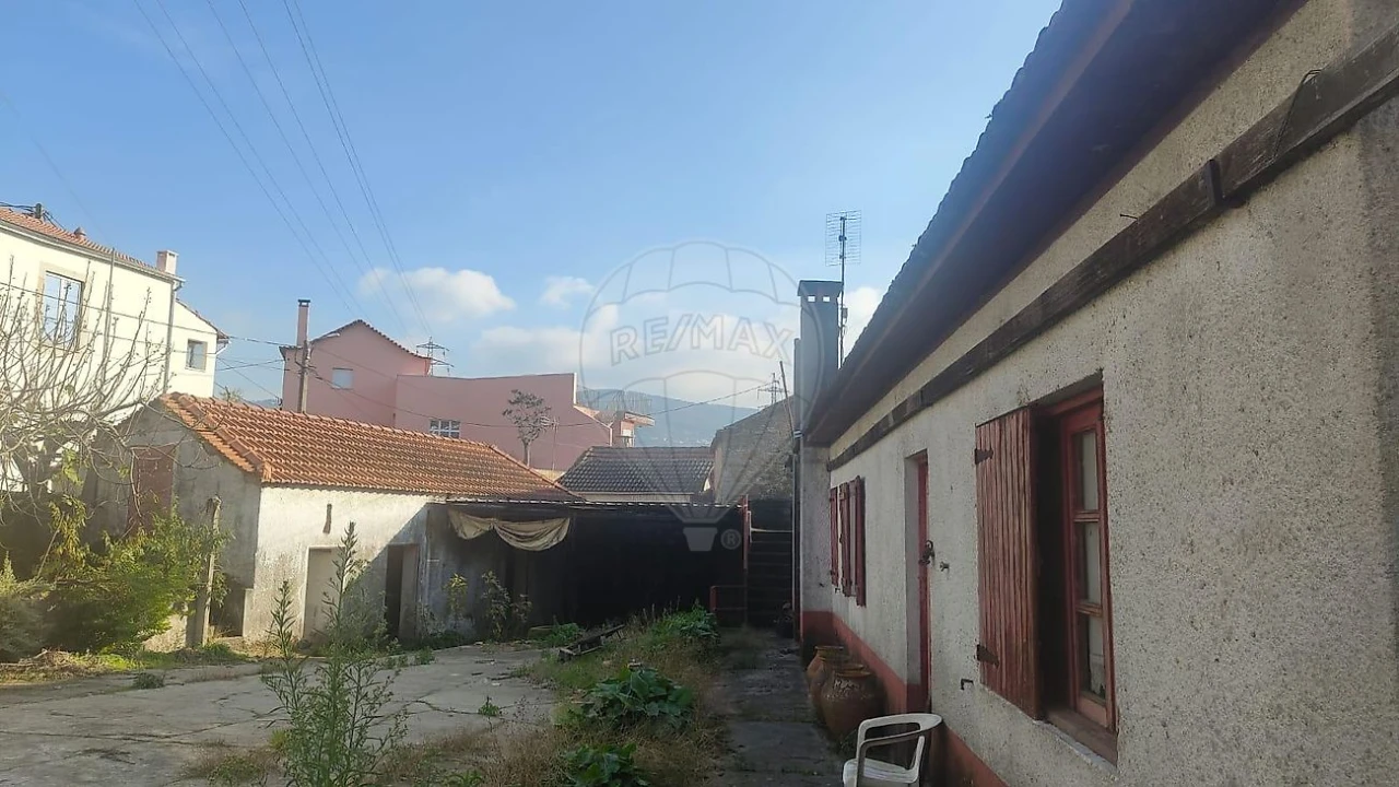 Moradia T3 para Venda em São Pedro de Castelões Foto 13