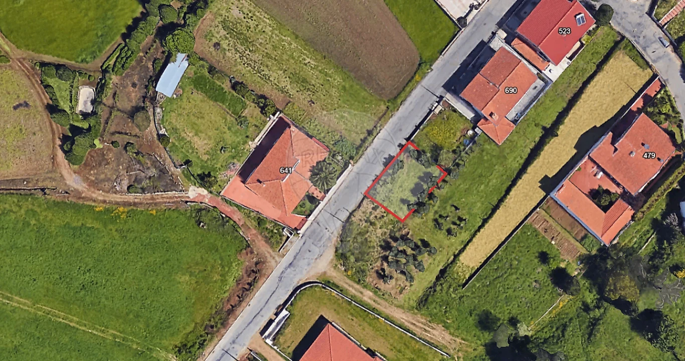 Terreno para Venda em Carregosa Foto 6