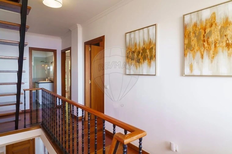 Moradia T3 para Venda em Caniço Foto 28