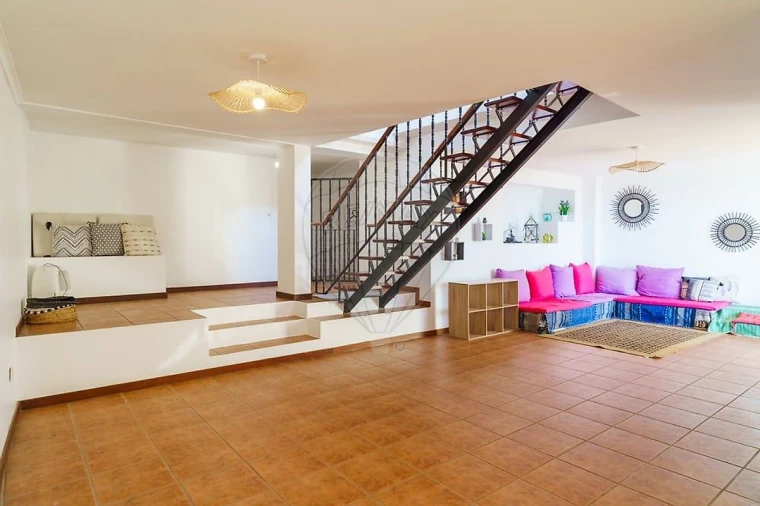 Moradia T3 para Venda em Caniço Foto 6