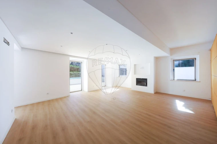 Moradia T3 para Venda em Ventosa Foto 8