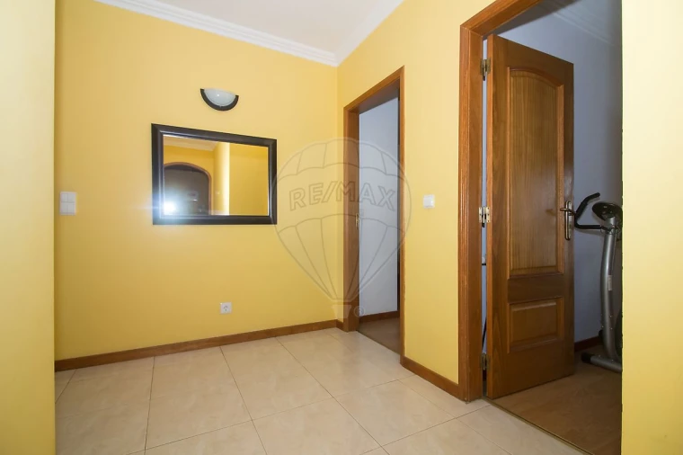 Apartamento T2 para Venda em Alcabideche Foto 25