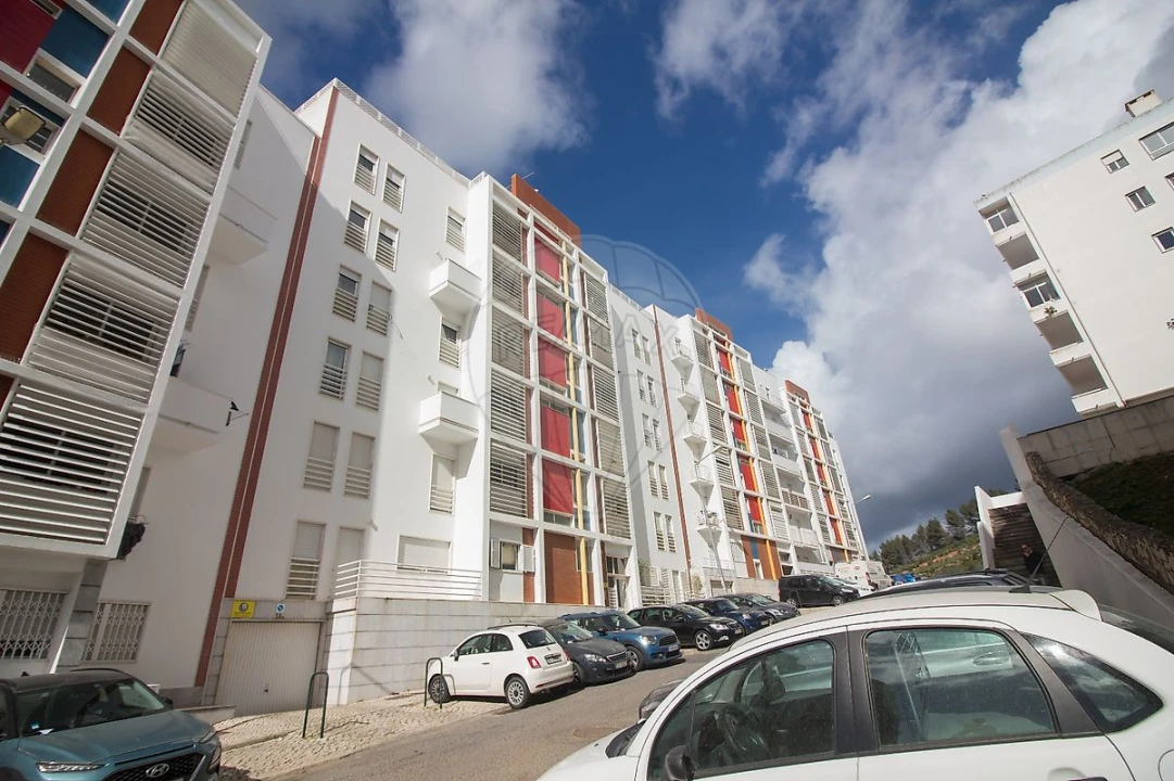 Apartamento T2 para Venda em Alcabideche Foto 3