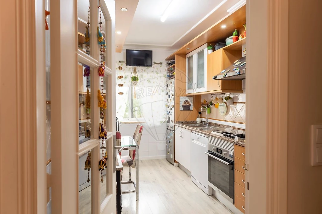 Apartamento T2 para Venda em Vila Franca de Xira Foto 5