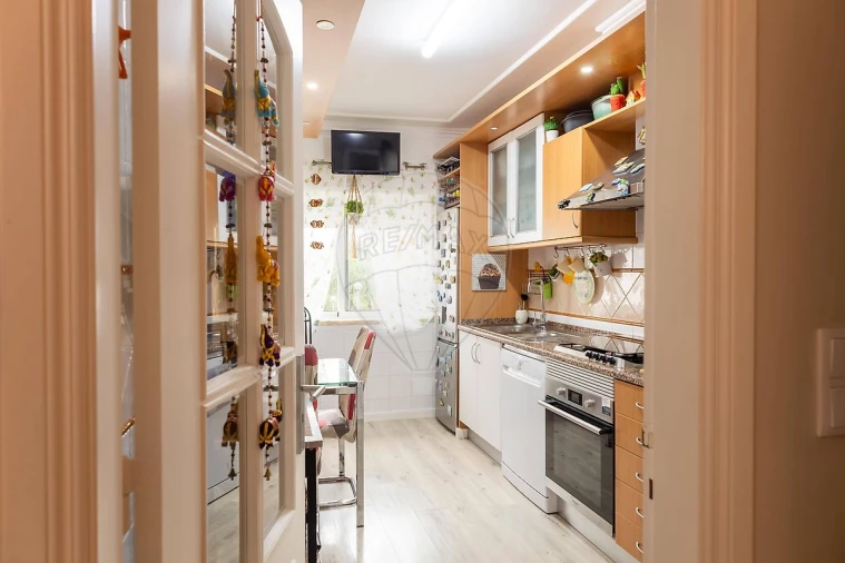 Apartamento T2 para Venda em Vila Franca de Xira Foto 5