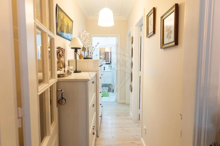 Apartamento T2 para Venda em Vila Franca de Xira Foto 2