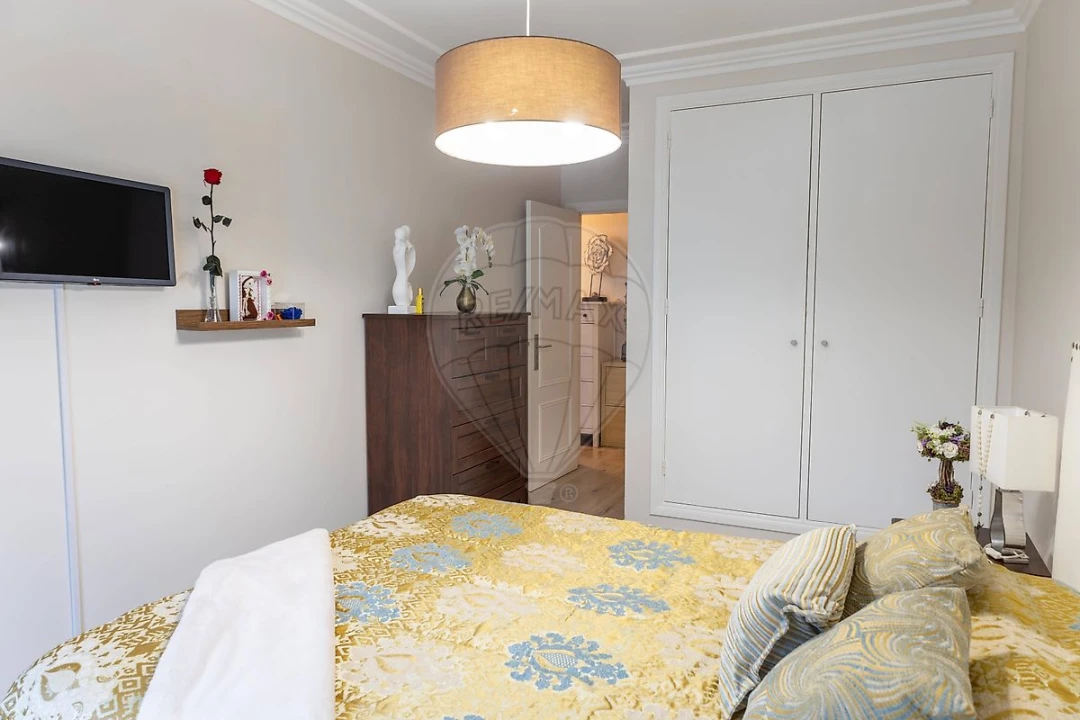 Apartamento T2 para Venda em Vila Franca de Xira Foto 8