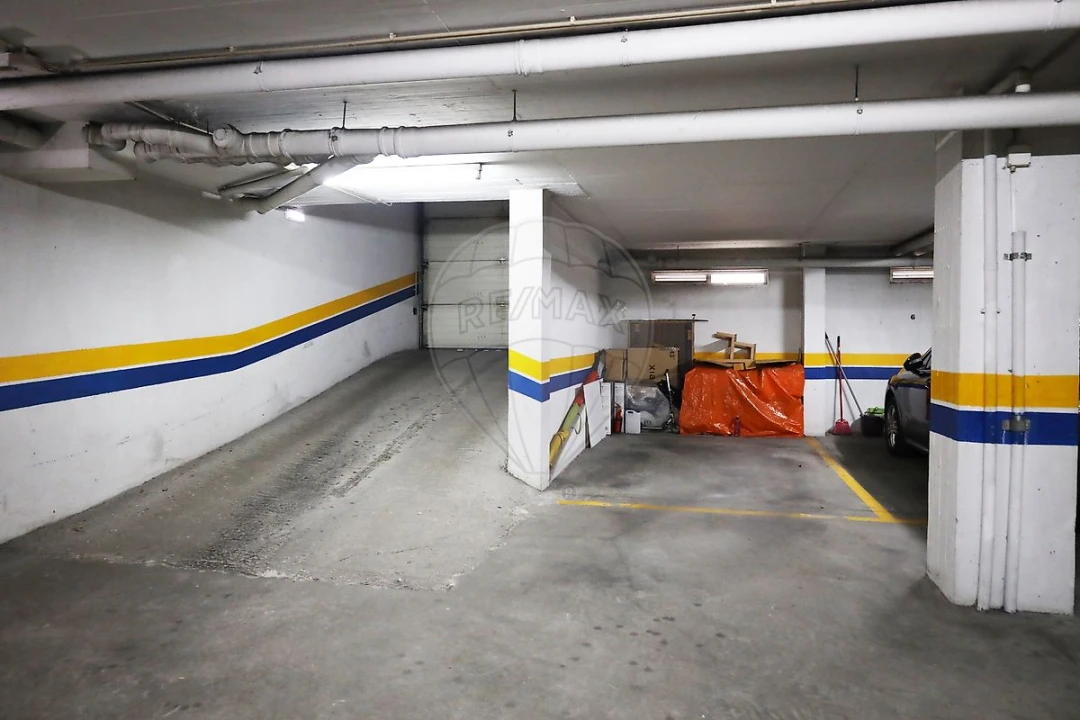 Apartamento T2 para Venda em Vila Franca de Xira Foto 25