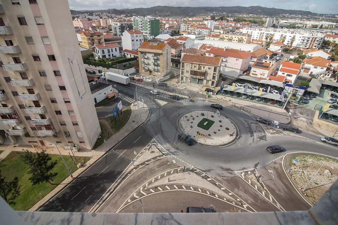 Apartamento T3 para Venda em Carregado e Cadafais Foto 21