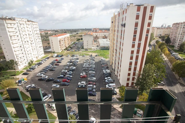 Apartamento T3 para Venda em Carregado e Cadafais Foto 20