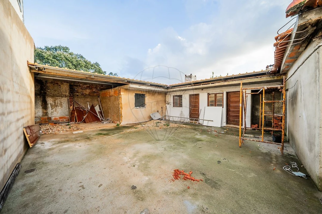 Moradia T3 para Venda em Aguada de Cima Foto 17