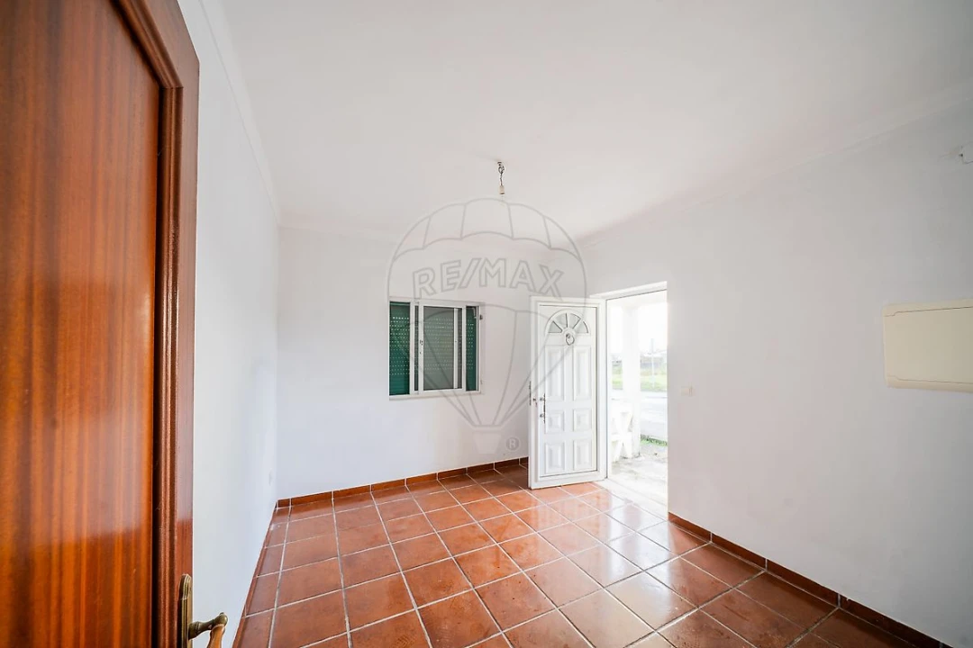 Moradia T3 para Venda em Aguada de Cima Foto 5