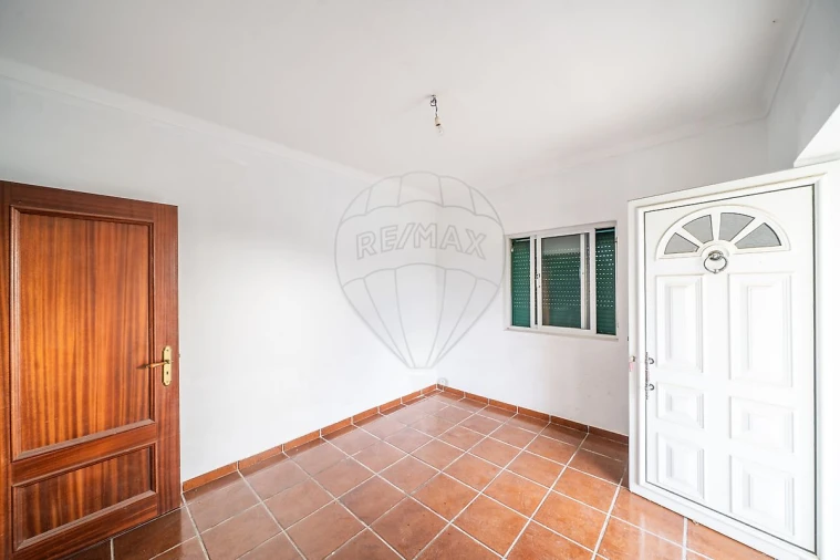 Moradia T3 para Venda em Aguada de Cima Foto 7