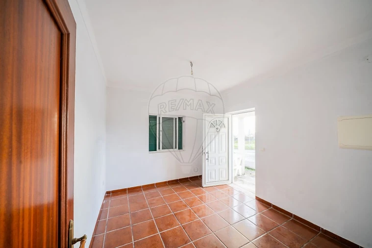 Moradia T3 para Venda em Aguada de Cima Foto 5