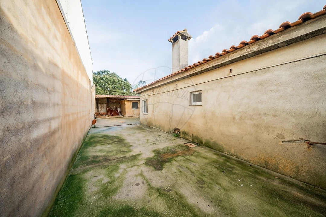 Moradia T3 para Venda em Aguada de Cima Foto 16