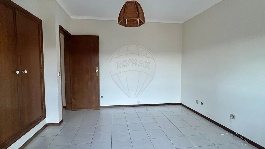 Apartamento T2 para Arrendamento em Gafanha da Nazaré Foto 8