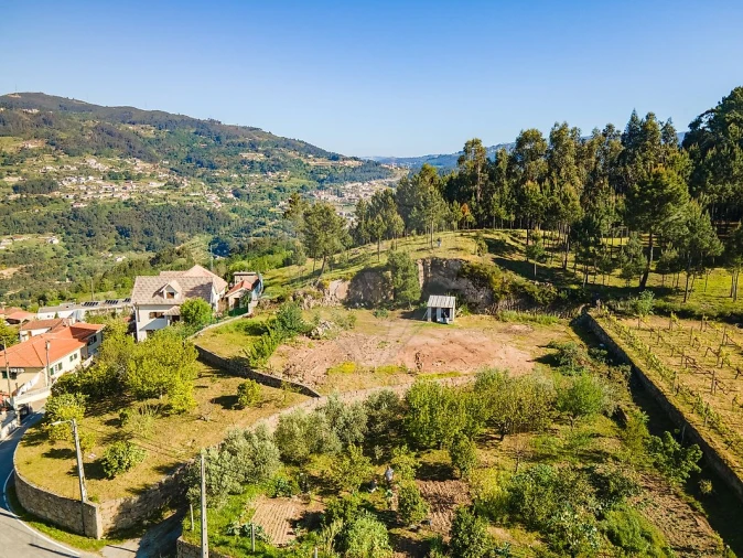 Terreno para Venda em São Cristovão de Nogueira Foto 4