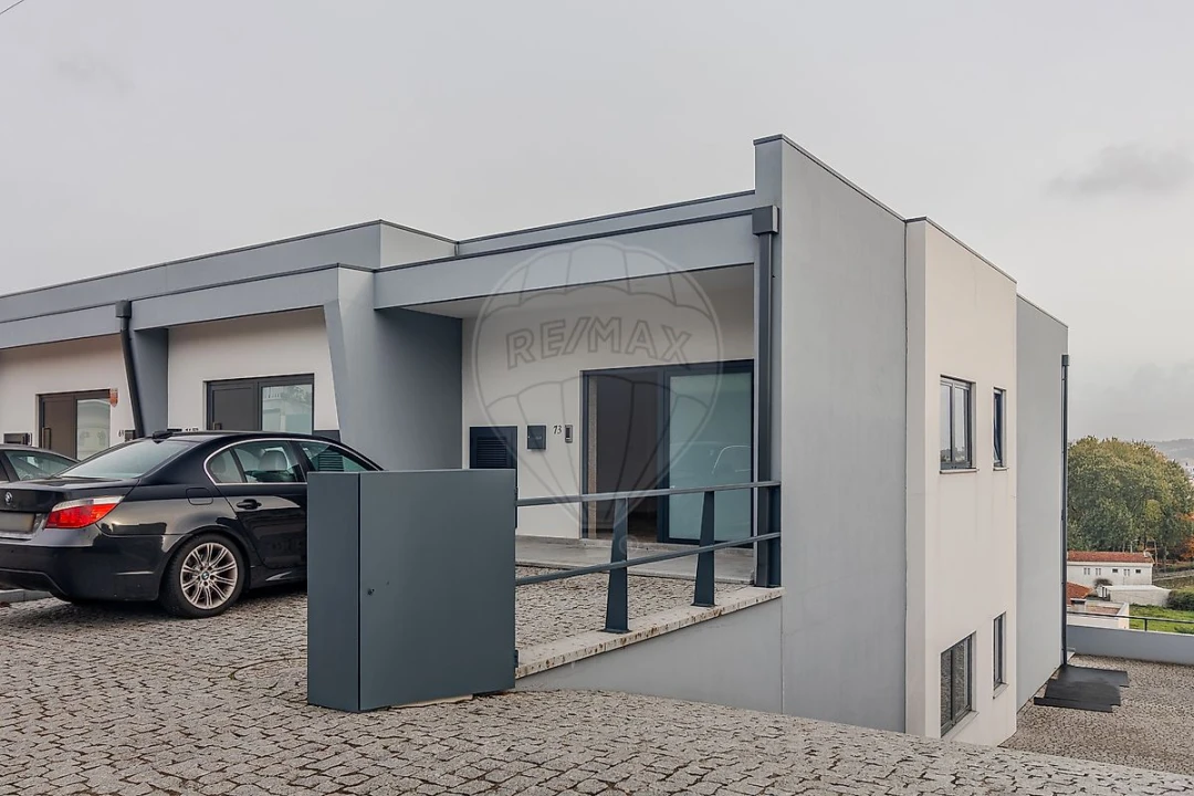 Moradia T2 para Venda em Meixomil Foto 12