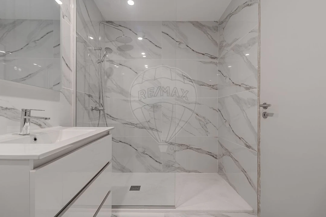 Moradia T3 para Venda em Meixomil Foto 10