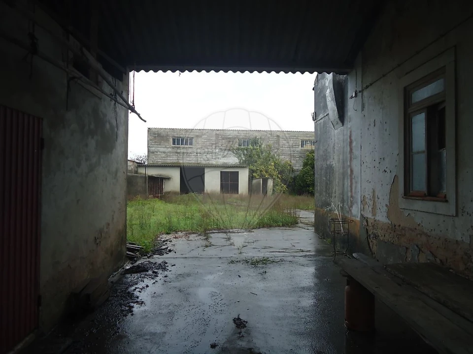 Moradia T4 para Venda em Maceira Foto 1