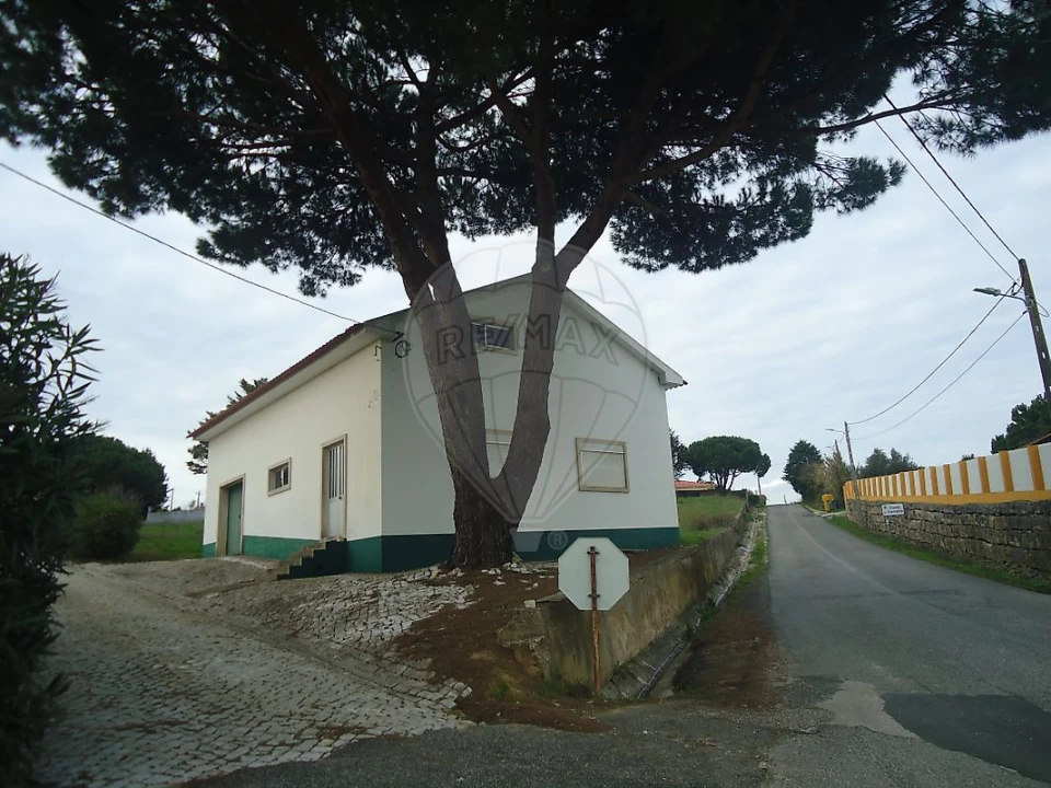 Moradia T1 para Venda em Cela Foto 5