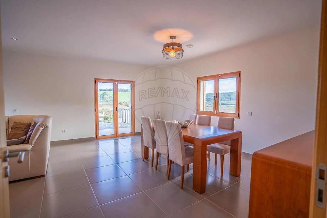 Moradia T3 para Venda em Nossa Senhora do Pópulo, Coto e São Gregório Foto 20