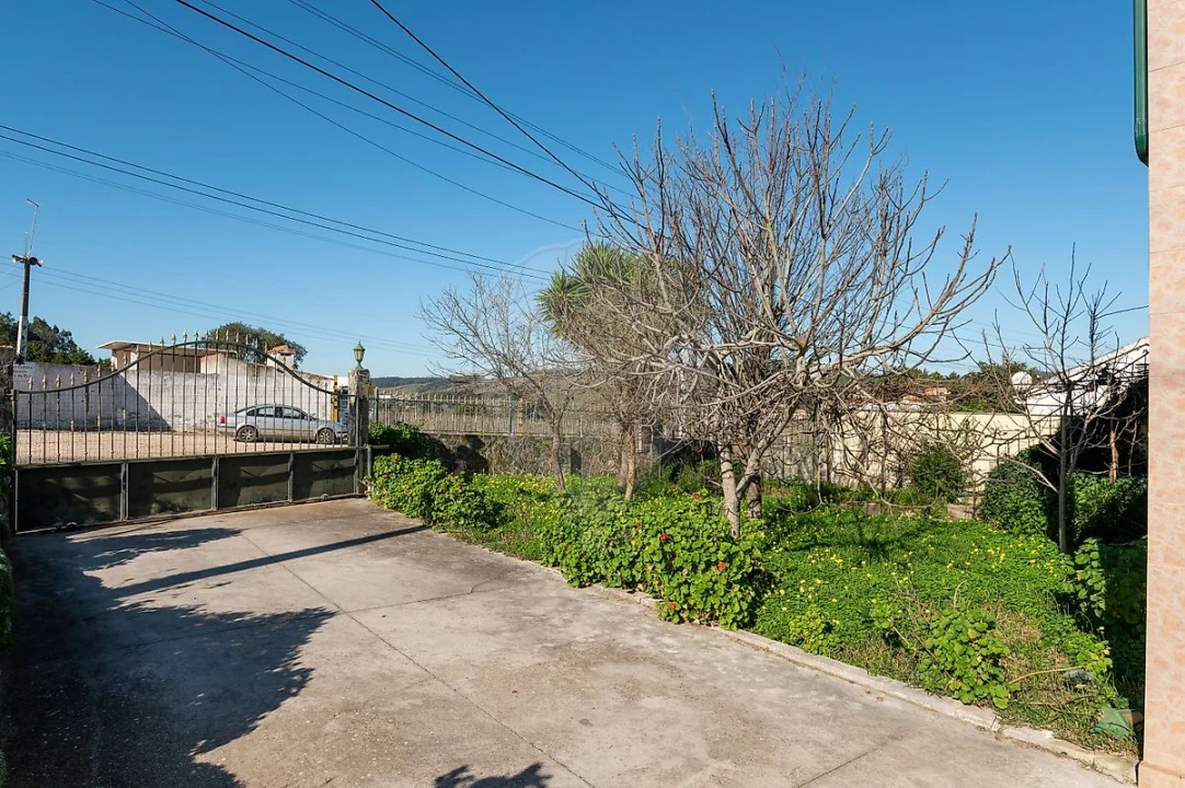 Moradia T5 para Venda em A dos Francos Foto 8