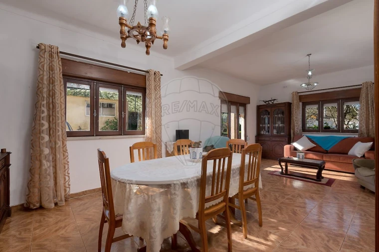 Moradia T5 para Venda em A dos Francos Foto 11