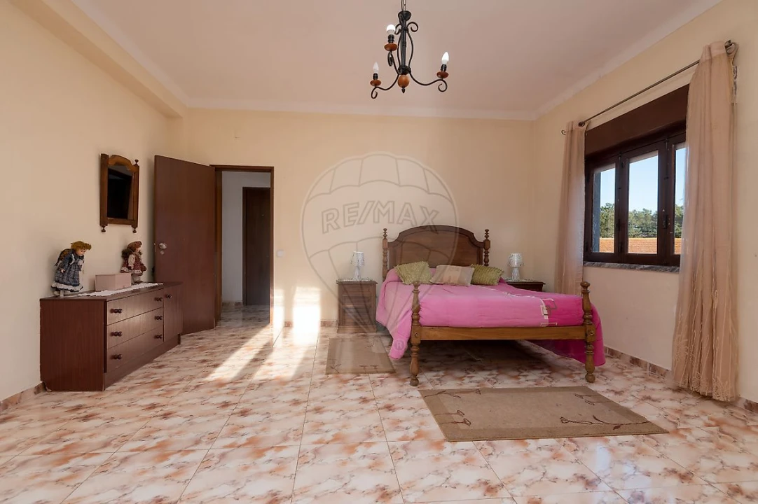 Moradia T5 para Venda em A dos Francos Foto 32