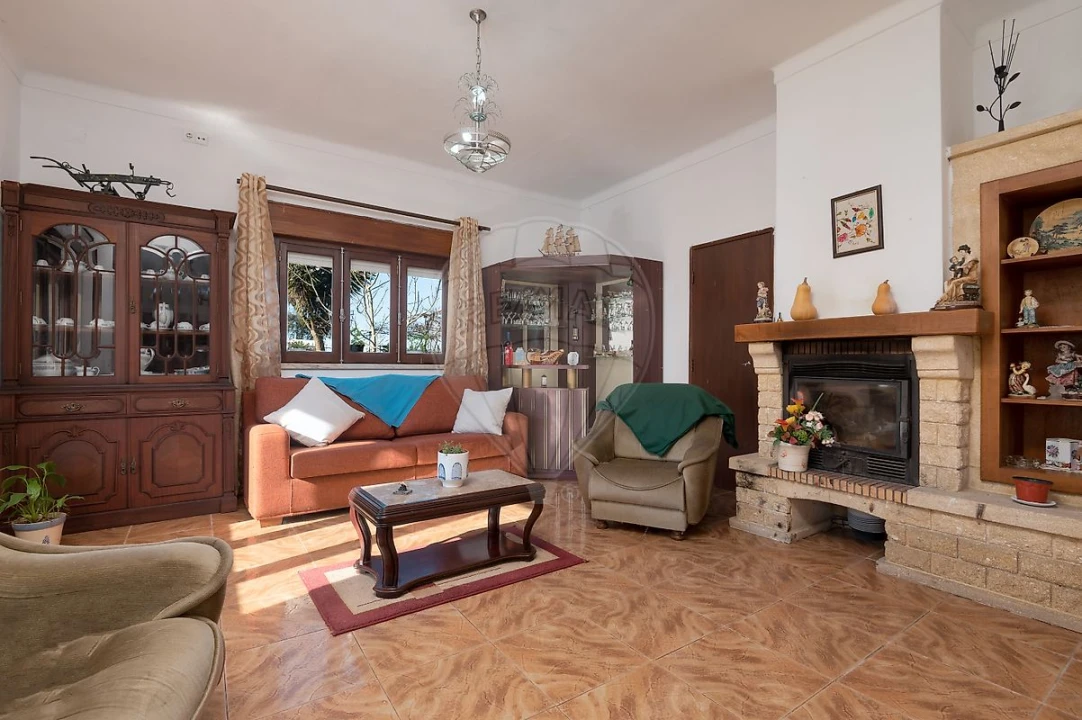 Moradia T5 para Venda em A dos Francos Foto 13