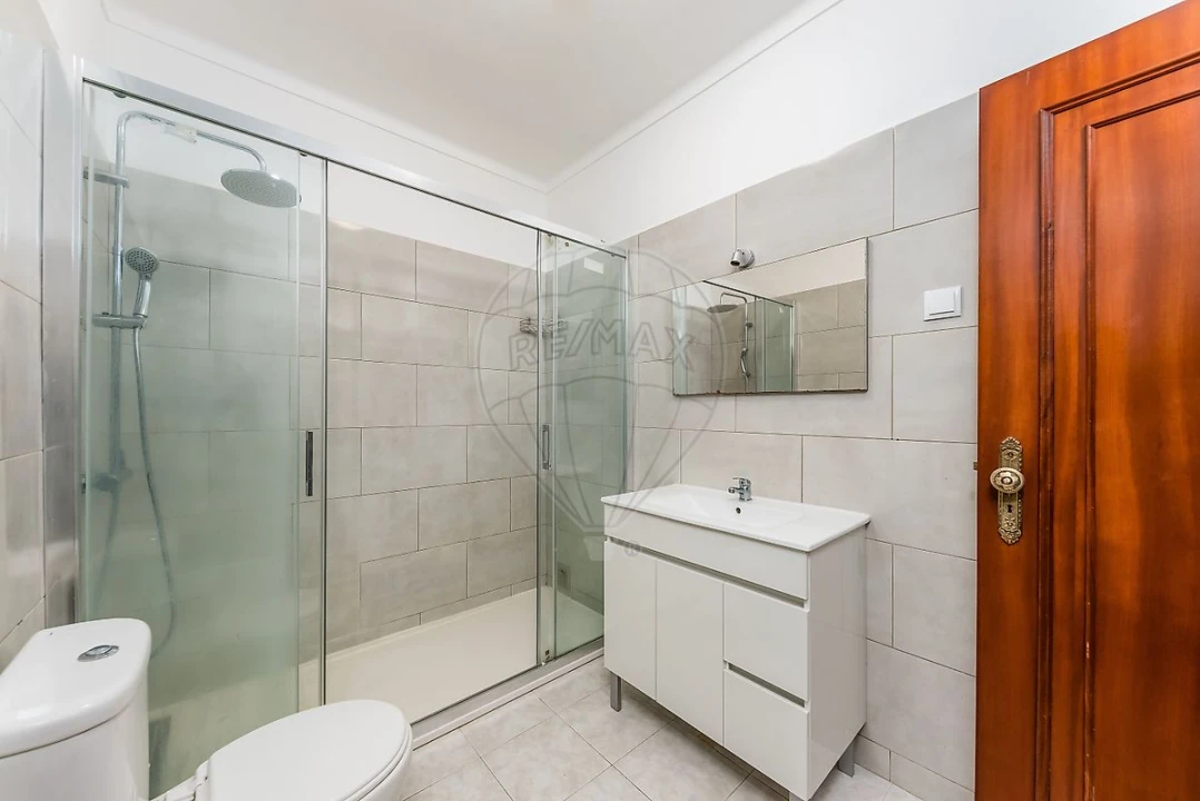 Apartamento T1 para Venda em Pinhal Novo Foto 25