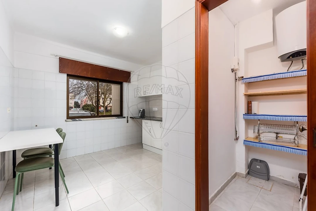 Apartamento T1 para Venda em Pinhal Novo Foto 9