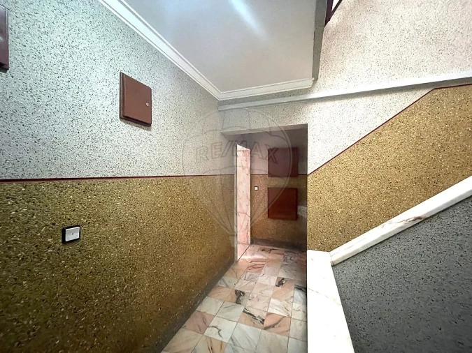 Apartamento T2 para Venda em Seixal, Arrentela e Aldeia de Paio Pires Foto 5