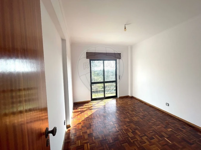 Apartamento T2 para Venda em Seixal, Arrentela e Aldeia de Paio Pires Foto 14