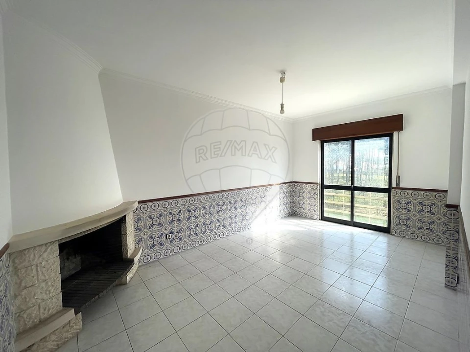 Apartamento T2 para Venda em Seixal, Arrentela e Aldeia de Paio Pires Foto 8