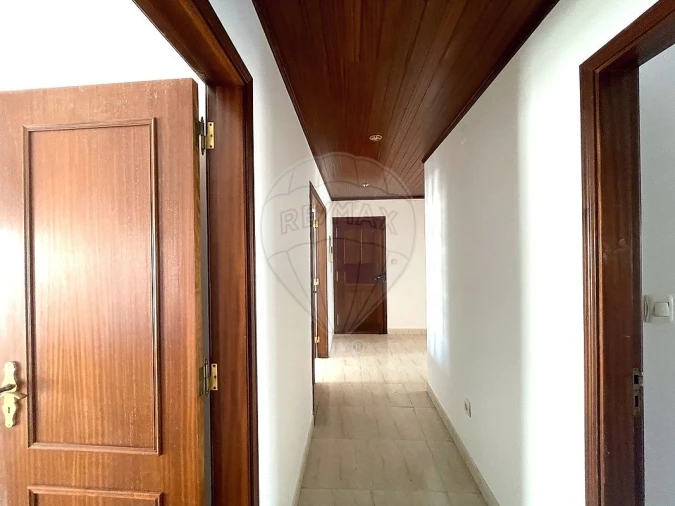 Apartamento T3 para Venda em Seixal, Arrentela e Aldeia de Paio Pires Foto 28