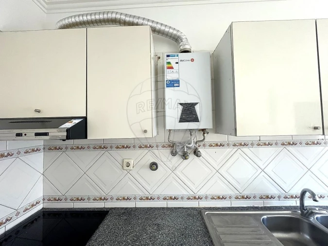 Apartamento T3 para Venda em Seixal, Arrentela e Aldeia de Paio Pires Foto 9